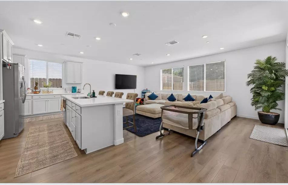 Kitchen of a Plumas Lake home listed by Valerie Nevis