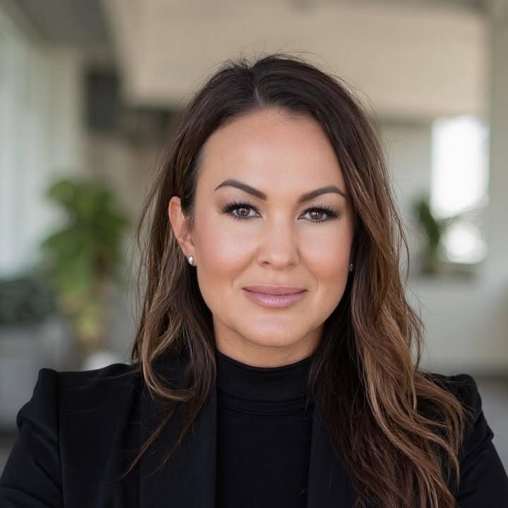 Portrait of Valerie Nevis, Broker/Owner of Represent Real Estate Inc